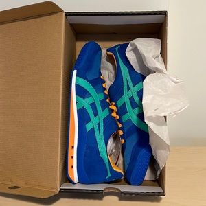 Brand new with tags and box Mens size 10 ultimate 81 Onitsukas